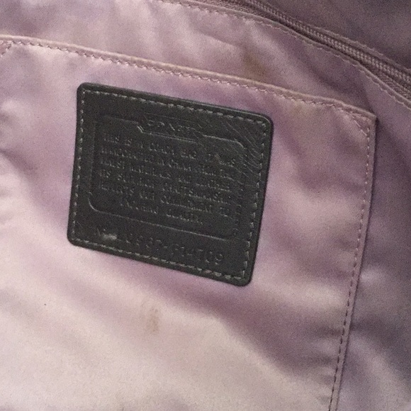 Coach purse and matching card holder - Picture 5 of 6